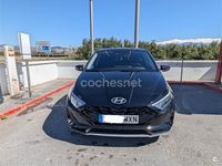 Usado Hyundai i20 100 CV (73 kW) 2024 Negro Utilitario