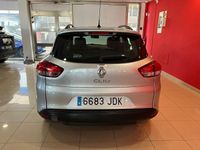 Usado Renault Clio GrandTour Authentique 75 CV (55 kW) 2015 Gris / plata Familiar
