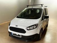 Usado Ford Tourneo Courier Ambiente 75 CV (55 kW) 2015 Blanco Monovolumen