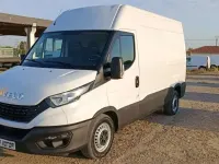 Usado Iveco 35.12 116 CV (85 kW) 2021 Blanco Van