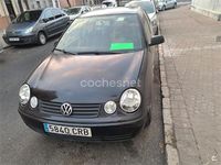 Usado VW Polo Trendline 75 CV (55 kW) 2003 Negro Berlina