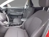 Usado Hyundai Kona 120 CV (88 kW) 2023 Rojo SUV