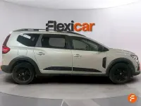 Usado Dacia Jogger Expression 110 CV (80 kW) 2022 Gris Monovolumen