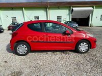 Usado Peugeot 207 75 CV (55 kW) 2008 Rojo Berlina