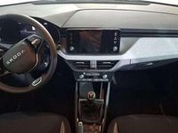 Usado Skoda Kamiq Selection 95 CV (69 kW) 2025 Blanco SUV