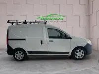 Usado Dacia Dokker Essentiel 75 CV (55 kW) 2019 Blanco Monovolumen