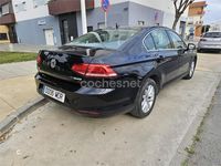 Usado VW Passat Advance 120 CV (88 kW) 2017 Negro Berlina