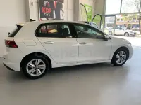 Usado VW Golf VIII Life 115 CV (84 kW) 2022 Blanco Berlina