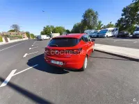 Usado Opel Astra Dynamic 125 CV (91 kW) 2016 Rojo Berlina