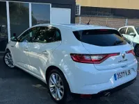 Usado Renault Mégane LIMITED 110 CV (80 kW) 2018 Blanco Berlina