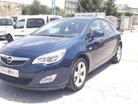 Usado Opel Astra Excellence 125 CV (91 kW) 2013 Azul Utilitario
