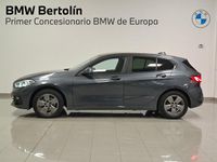 Usado BMW 118 Comfort Edition 140 CV (102 kW) 2021 Gris / plata Utilitario