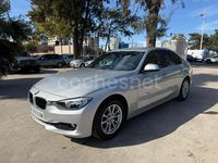 Usado BMW 318 Comfort Edition 143 CV (105 kW) 2014 Gris / plata Berlina