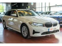 Usado BMW 320 Sport Line 190 CV (139 kW) 2021 Blanco Familiar