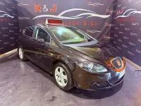 Usado Seat Leon Ecomotive 105 CV (77 kW) 2008 Negro Utilitario