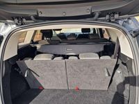 Usado Renault Grand Scénic IV Intens 130 CV (95 kW) 2017 Gris / plata Monovolumen