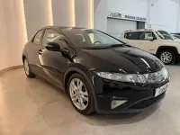 Usado Honda Civic Comfort 140 CV (102 kW) 2010 Negro Berlina