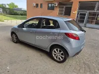 Usado Mazda 2 Active 68 CV (50 kW) 2009 Azul Utilitario