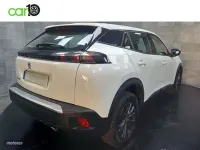 Usado Peugeot 2008 Active 110 CV (80 kW) 2022 Blanco SUV