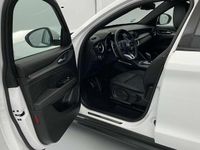Usado Alfa Romeo Stelvio Sprint 160 CV (117 kW) 2022 Blanco SUV