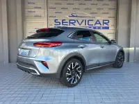 Usado Kia XCeed 100 CV (73 kW) 2025 Gris / plata SUV