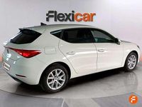 Usado Seat Leon Style 116 CV (85 kW) 2021 Blanco Utilitario