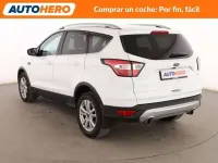 Usado Ford Kuga Business Edition 150 CV (110 kW) 2017 Blanco SUV
