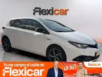 Usado Toyota Auris Hybrid Active 136 CV (100 kW) 2018 Blanco Berlina