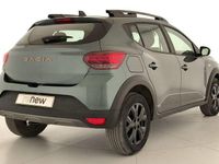 Usado Dacia Sandero Extreme 100 CV (73 kW) 2025 Verde Berlina