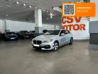 Usado BMW 118 150 CV (110 kW) 2021 Gris / plata Berlina