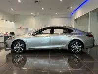 Nuevo Lexus ES300H 218 CV (160 kW) 2026 Gris Berlina