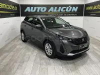 Usado Peugeot 3008 Active 130 CV (95 kW) 2021 Gris / plata SUV
