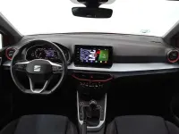 Usado Seat Arona FR 116 CV (85 kW) 2025 Negro SUV