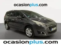 Usado Peugeot 5008 Allure 120 CV (88 kW) 2016 Gris Monovolumen