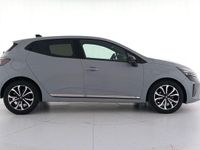 Usado Renault Clio V Techno 90 CV (66 kW) 2024 Gris Berlina
