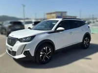 Usado Peugeot 2008 Allure 131 CV (96 kW) 2021 Blanco SUV