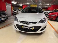 Usado Opel Astra Selective 136 CV (100 kW) 2016 Blanco Familiar