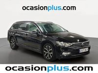 Usado VW Passat Executive 150 CV (110 kW) 2023 Negro Familiar