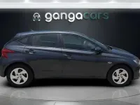 Usado Hyundai i20 84 CV (61 kW) 2023 Azul Utilitario