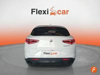 Usado Alfa Romeo Stelvio Sprint 160 CV (117 kW) 2022 Blanco SUV