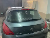 Usado Peugeot 308 Premium 110 CV (80 kW) 2009 Gris / plata Berlina