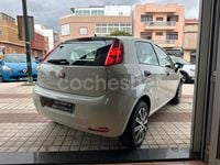 Usado Fiat Punto 77 CV (56 kW) 2018 Blanco Utilitario