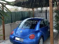 Usado VW New Beetle 105 CV (77 kW) 2005 Azul Utilitario