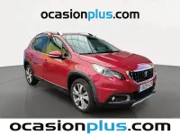 Usado Peugeot 2008 Allure 100 CV (73 kW) 2019 Rojo SUV