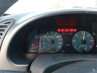 Begagnad Citroën Xsara 90 HK (66 kW) 1999 Gul Sportkupé
