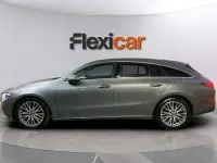 Usado Mercedes CLA180 Shooting Brake 116 CV (85 kW) 2022 Gris Familiar