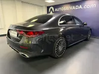 Usado Mercedes E220 197 CV (144 kW) 2024 Gris / plata Berlina