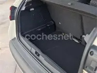 Usado Renault Captur Zen 120 CV (88 kW) 2017 Beige SUV