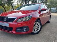 Usado Peugeot 308 SW Business-Line 100 CV (73 kW) 2019 Granate Familiar