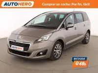 Usado Peugeot 5008 Style 120 CV (88 kW) 2014 Gris Monovolumen